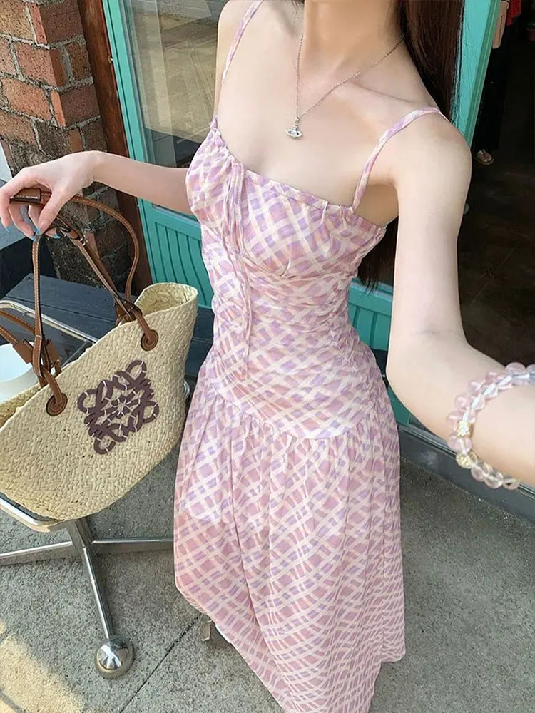 Streetwear Maxi – Slim Fit Geometric Lace-Up Dress